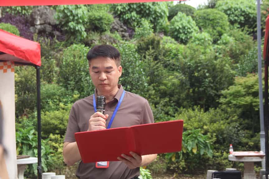 书香遇见美食 雅集乐动校园—— 广西商业学校首届美食集市热辣开市 书香遇见美食 雅集乐动校园—— 广西商业学校首届美食集市热辣开市